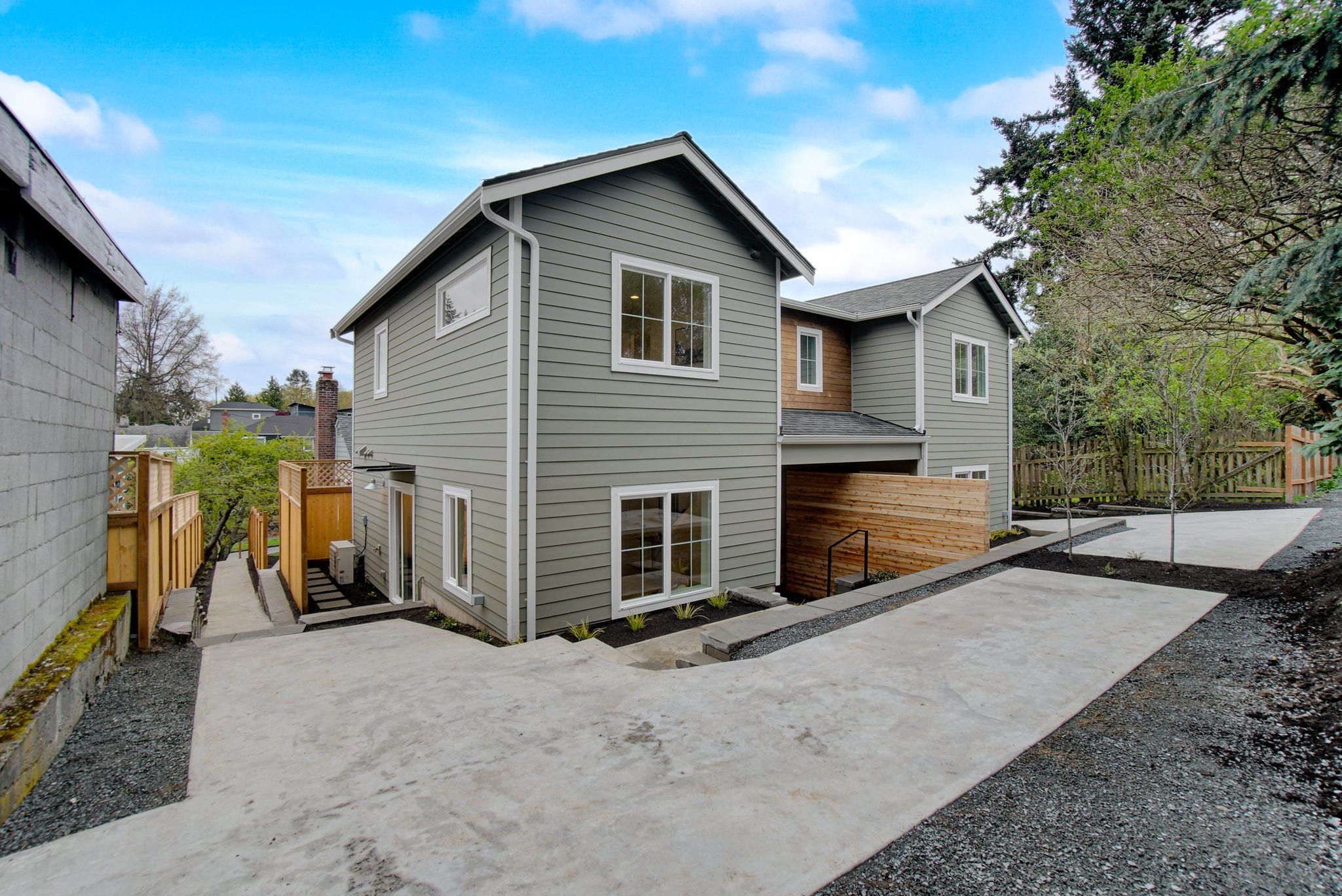 Discovery Park Duplex in Discovery Park